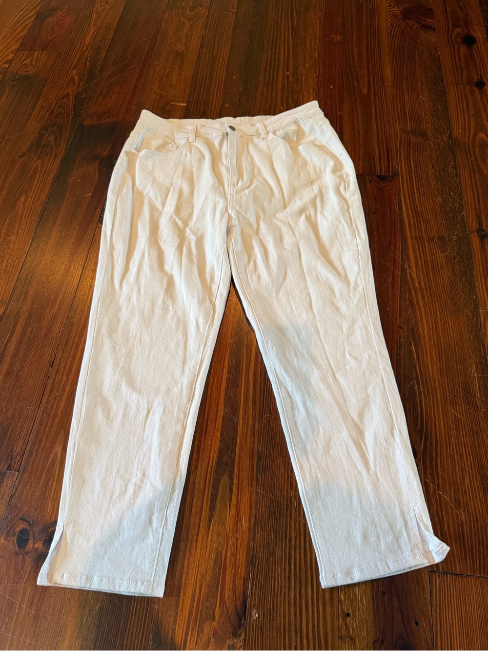 Women’s White Stretchy Denim Pants